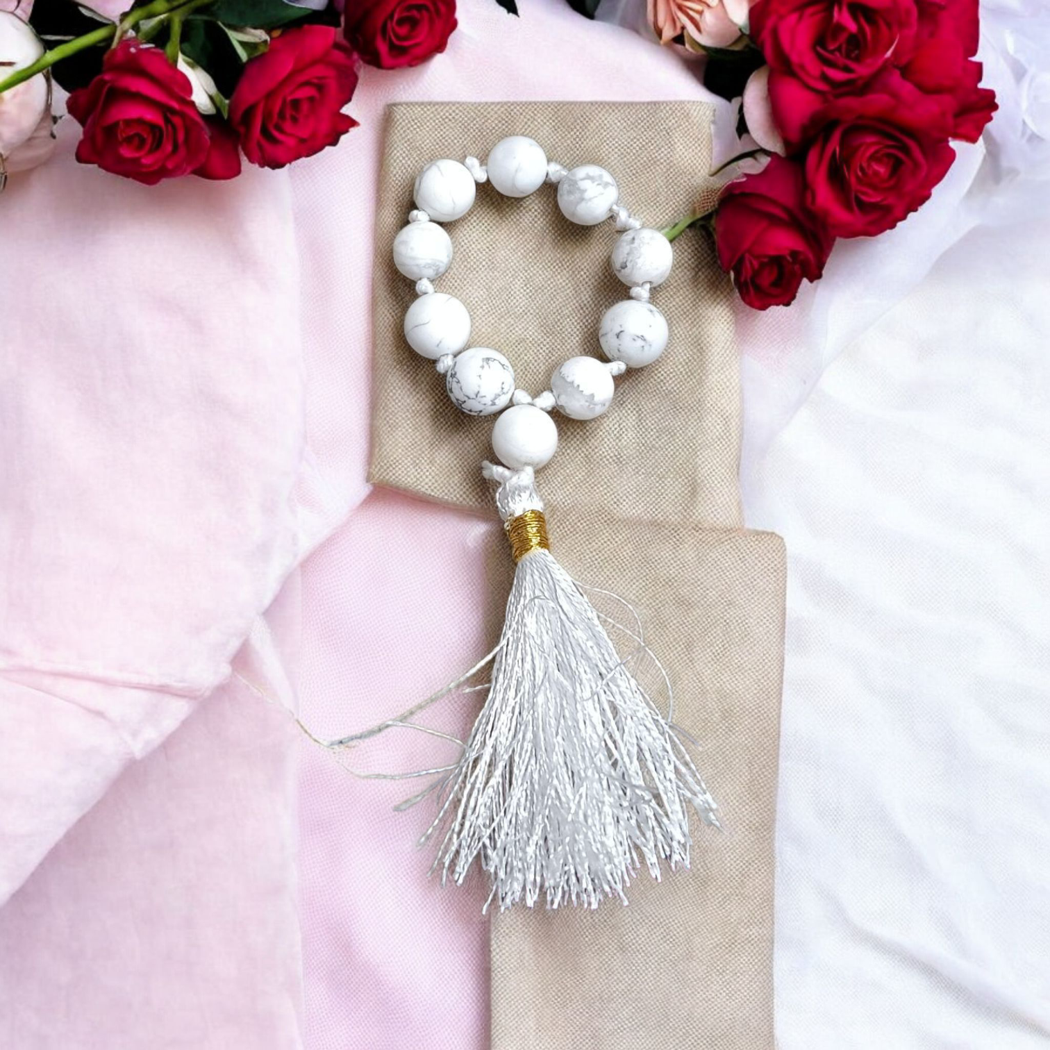 Image of a Natural Howlite Finger Mala with 9+1 lab-certified 8mm Howlite beads, ideal for meditation, peace, and emotional healing