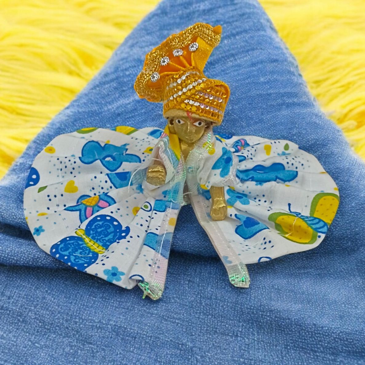 A Set of 6 Laddu Gopal Pagdis (crowns) designed for size 3 No. Krishna idols, perfect for adorning your Bal Gopal idol during daily worship, prayers, and festive occasions.