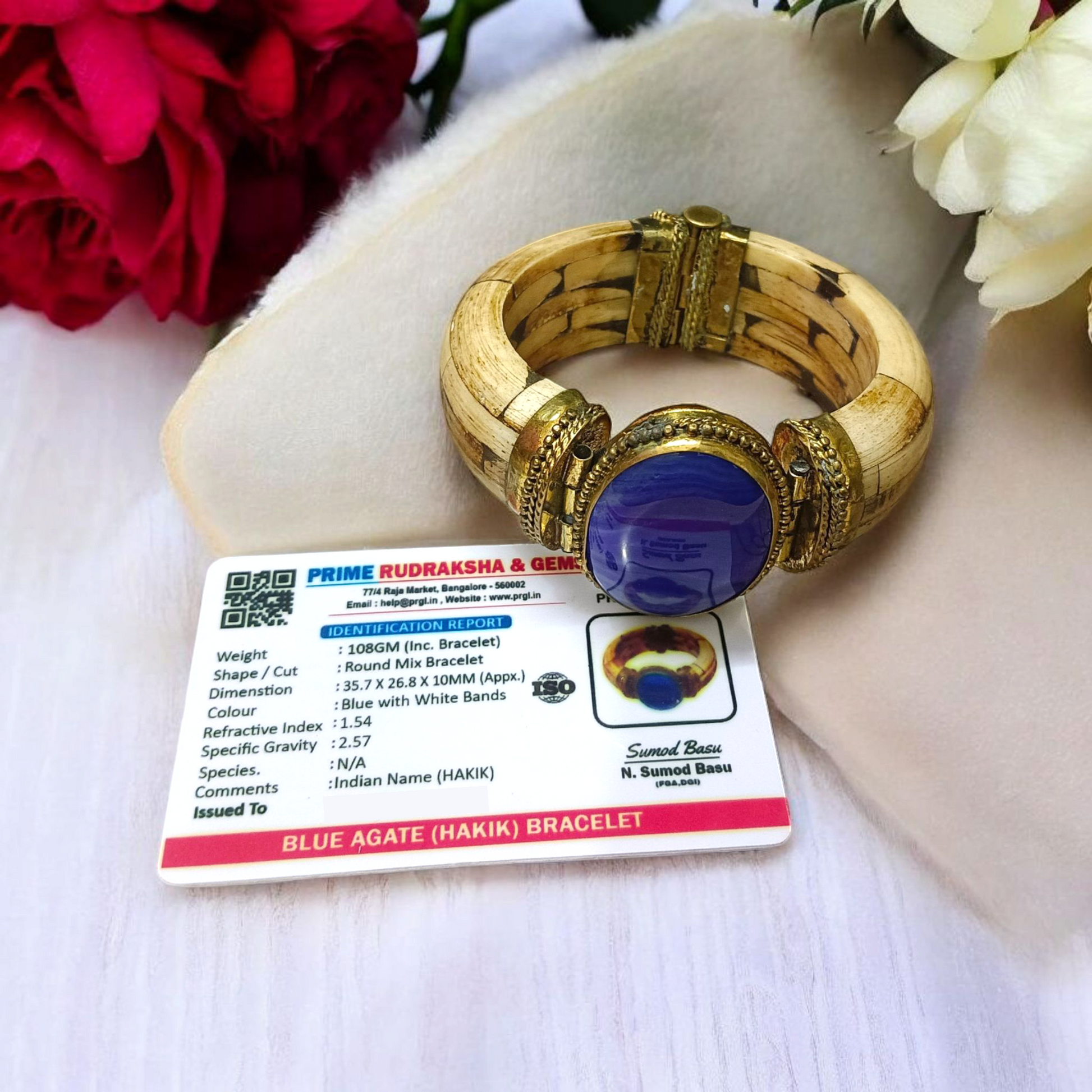 Antique-style Blue Hakik (Blue Agate) bracelet with stretchable band and lab certification, shown on a clean, neutral background