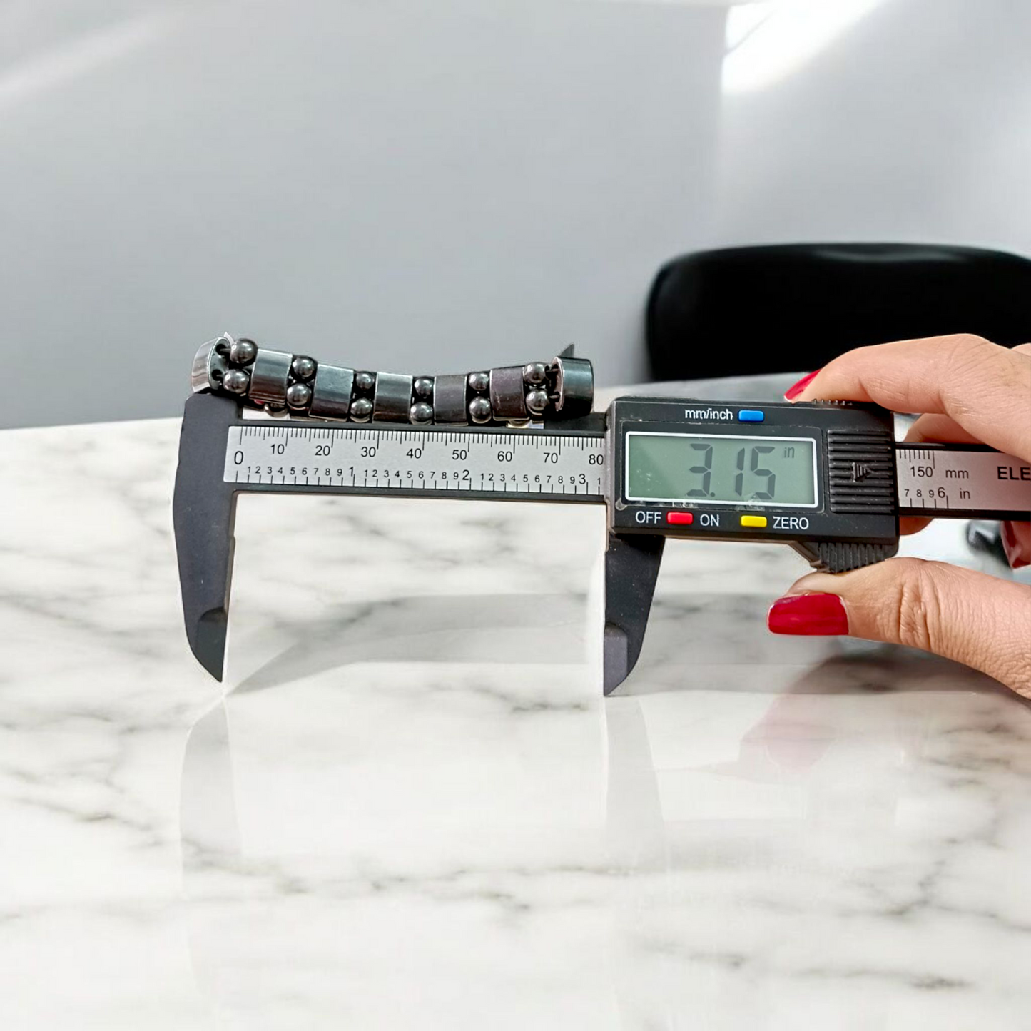 Black Magnetic Therapy Bracelet with Modern Link Design, Lab Certified for Weight Loss and BP Control