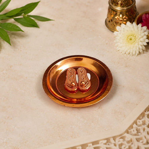 Charan Paduka in Copper with Plate – Bhagwan Ji Ke Charan | 7 CM Pure Copper
