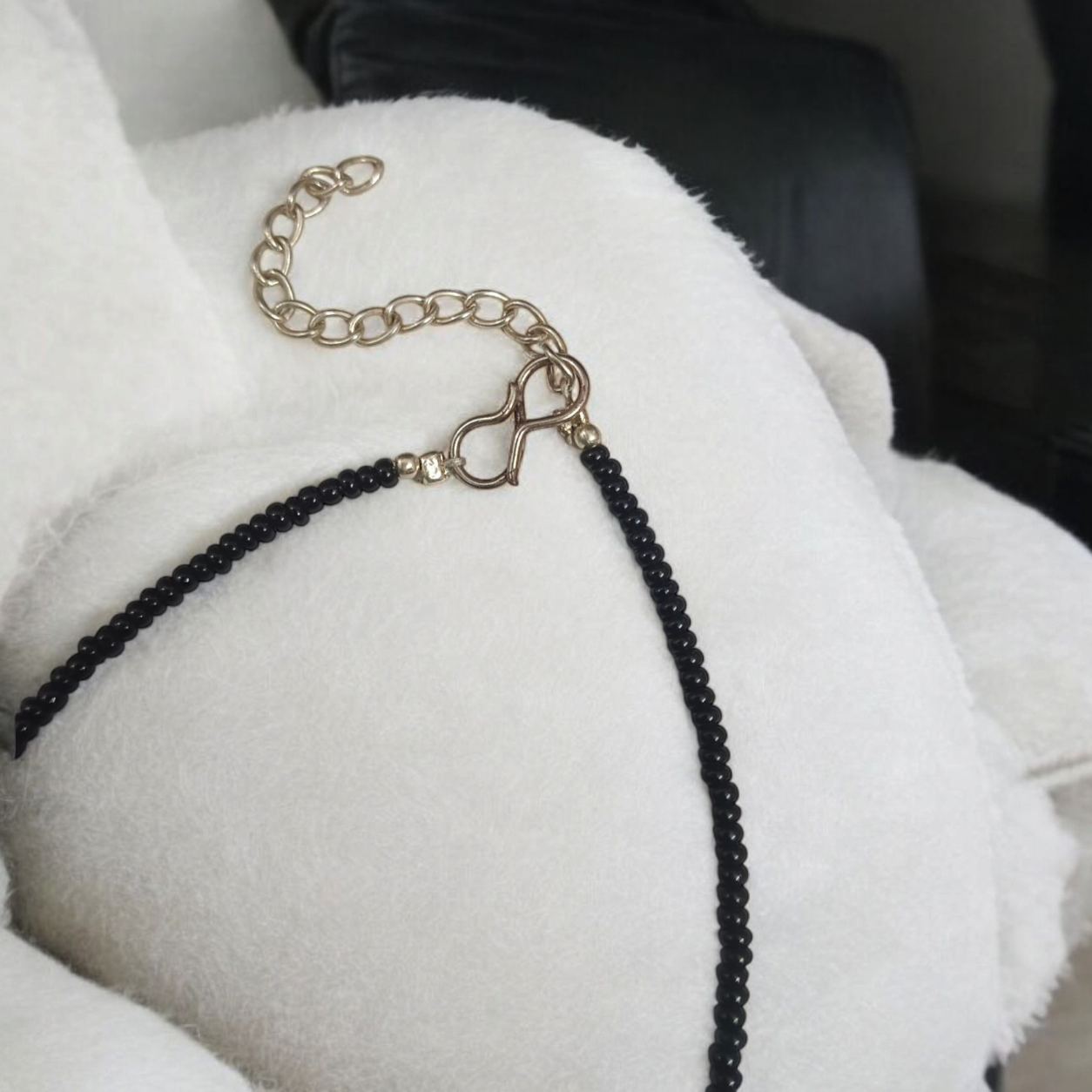 Fancy Anklet for Girls with Evil Eye symbol for protection and good luck. Elegant and stylish design with delicate beads.