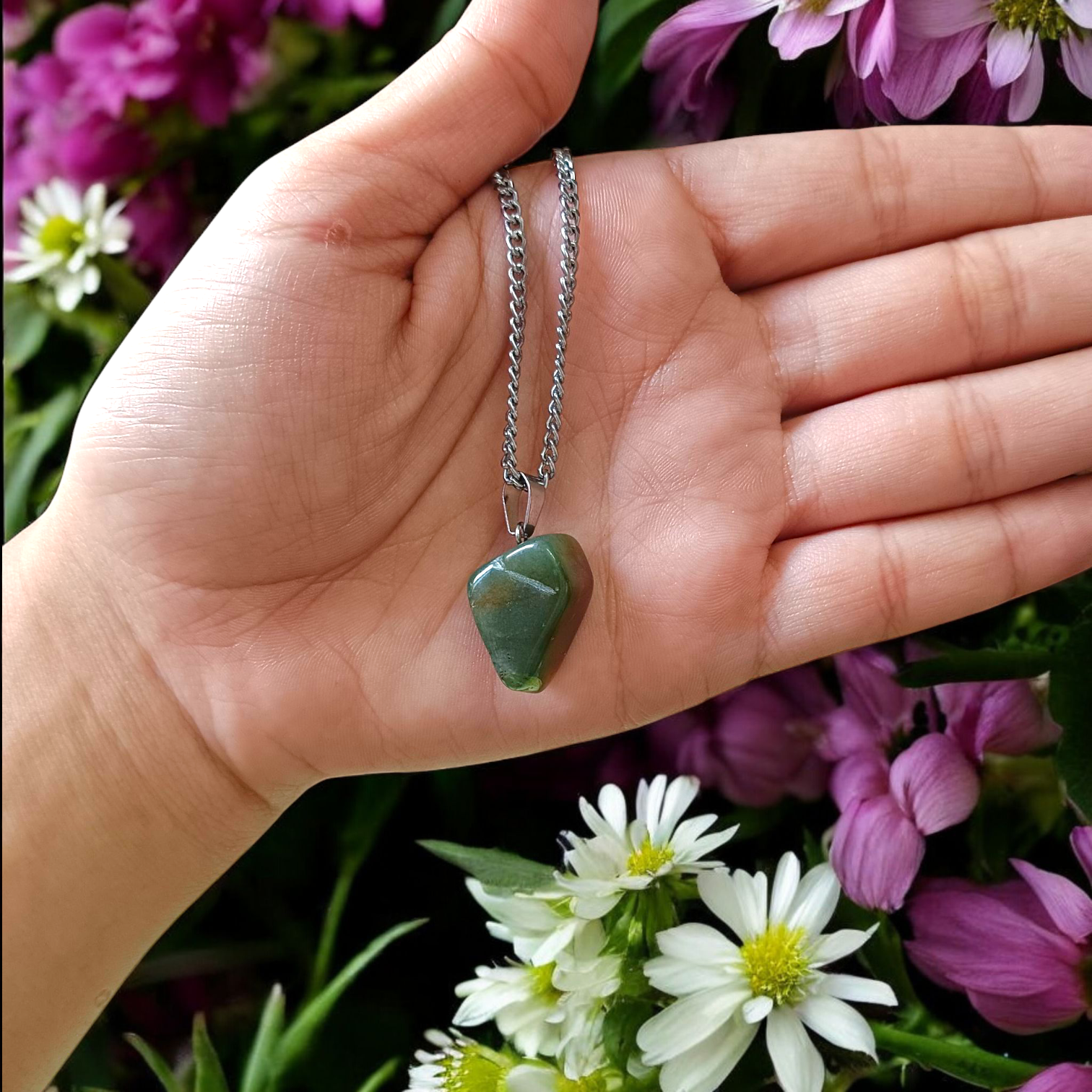 Green Aventurine Pendant with Metal Chain – African Green Jade Tumbled Healing Stone for Heart Chakra and Daily Wear