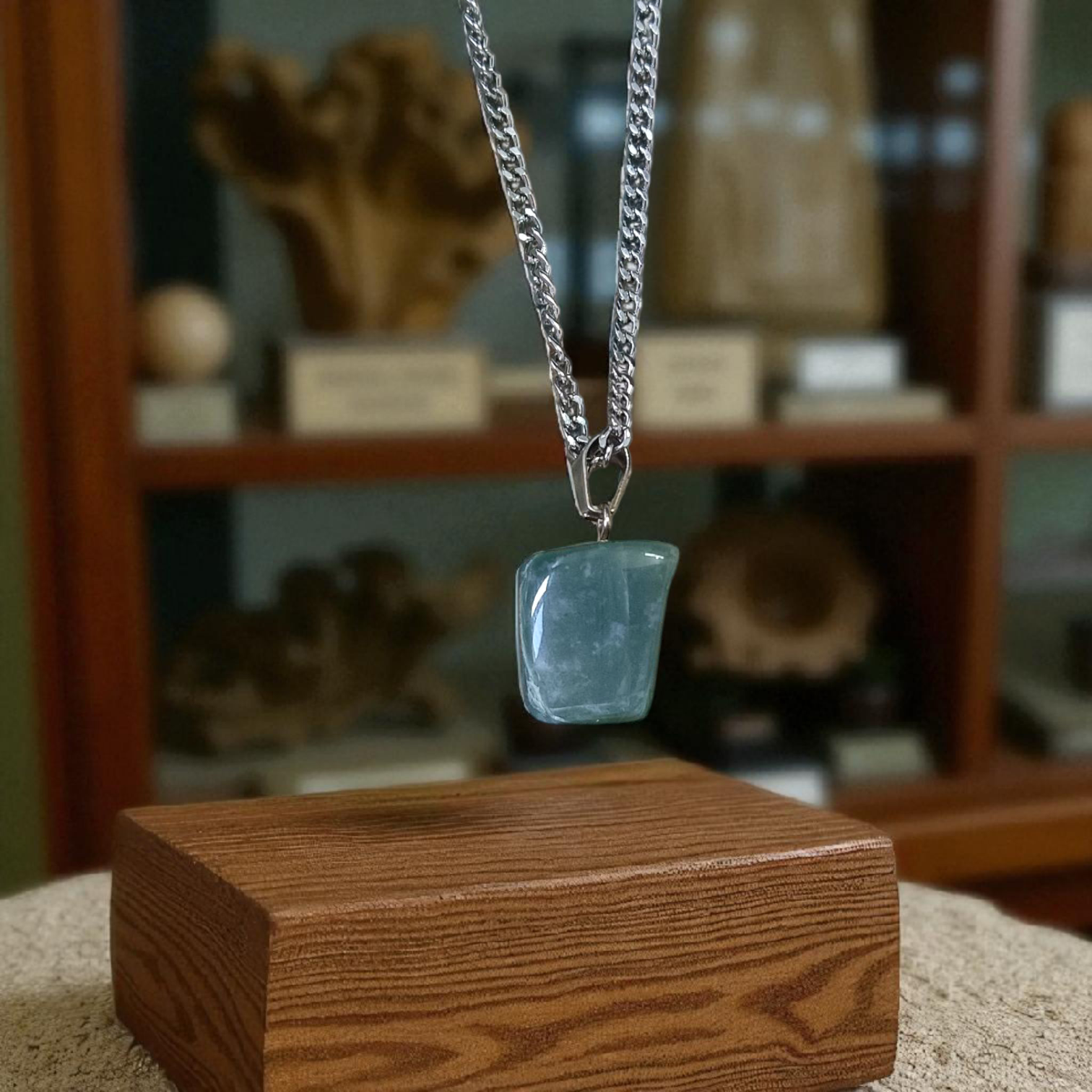 Green Aventurine Pendant with Metal Chain – African Green Jade Tumbled Healing Stone for Heart Chakra and Daily Wear