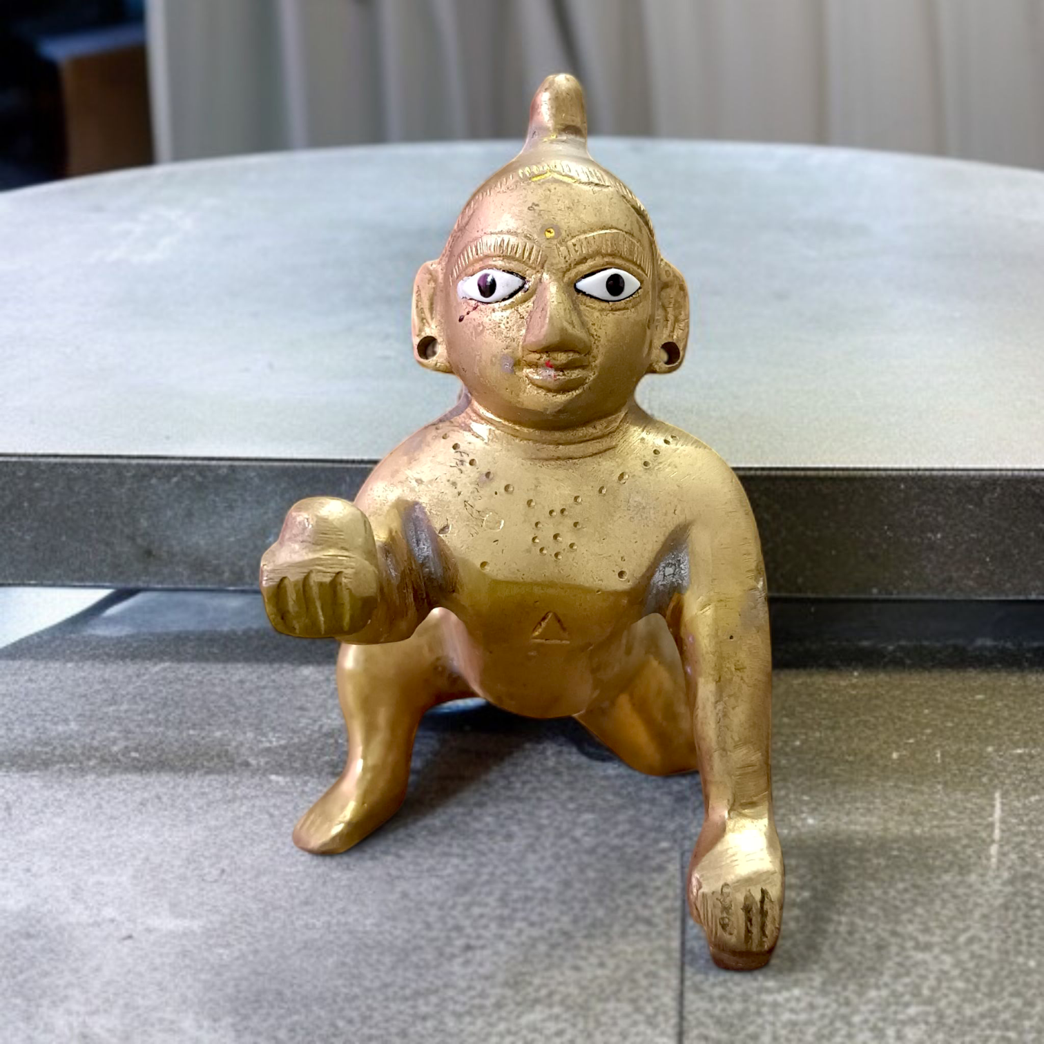 Handcrafted Brass Laddu Gopal Idol in Sitting Pose – Available in Sizes 0 to 6