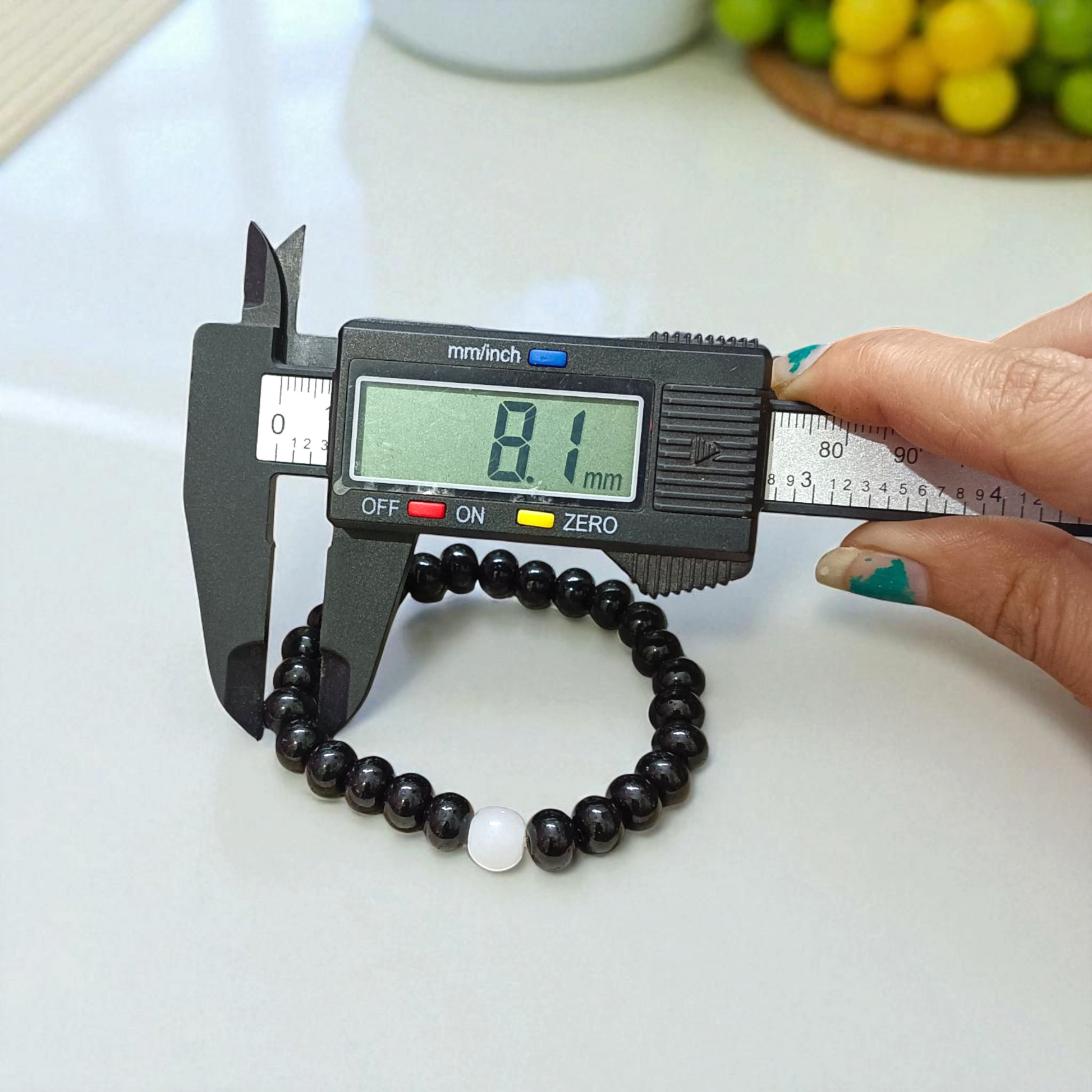 Lab Certified Natural Black and White Agate (Hakik) Bracelet with 8mm Beads for Healing and Energy Balance