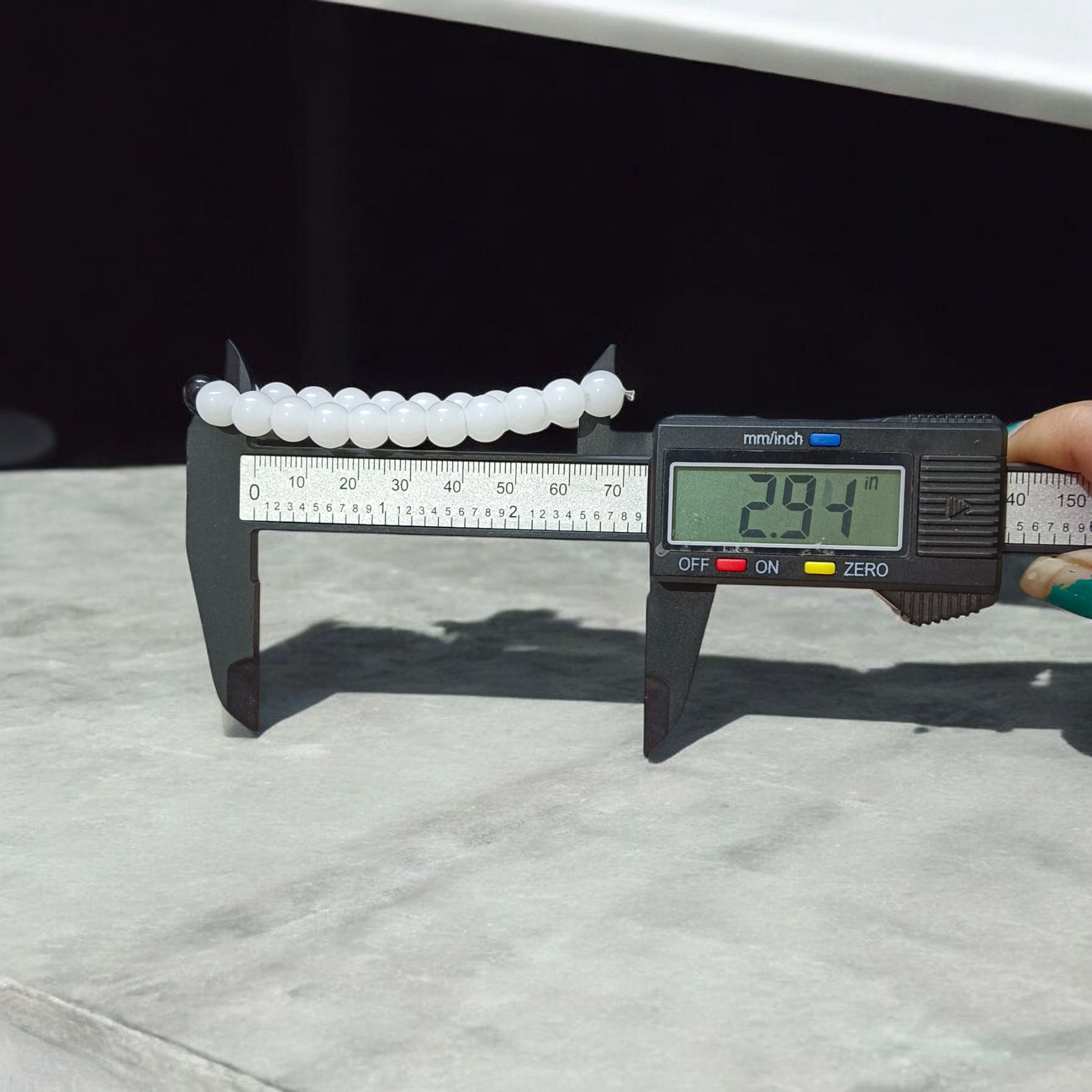 Lab Certified Natural White and Black Agate Bracelet with 8mm Stretchable Beads for Healing, Balance, and Energy Protection


