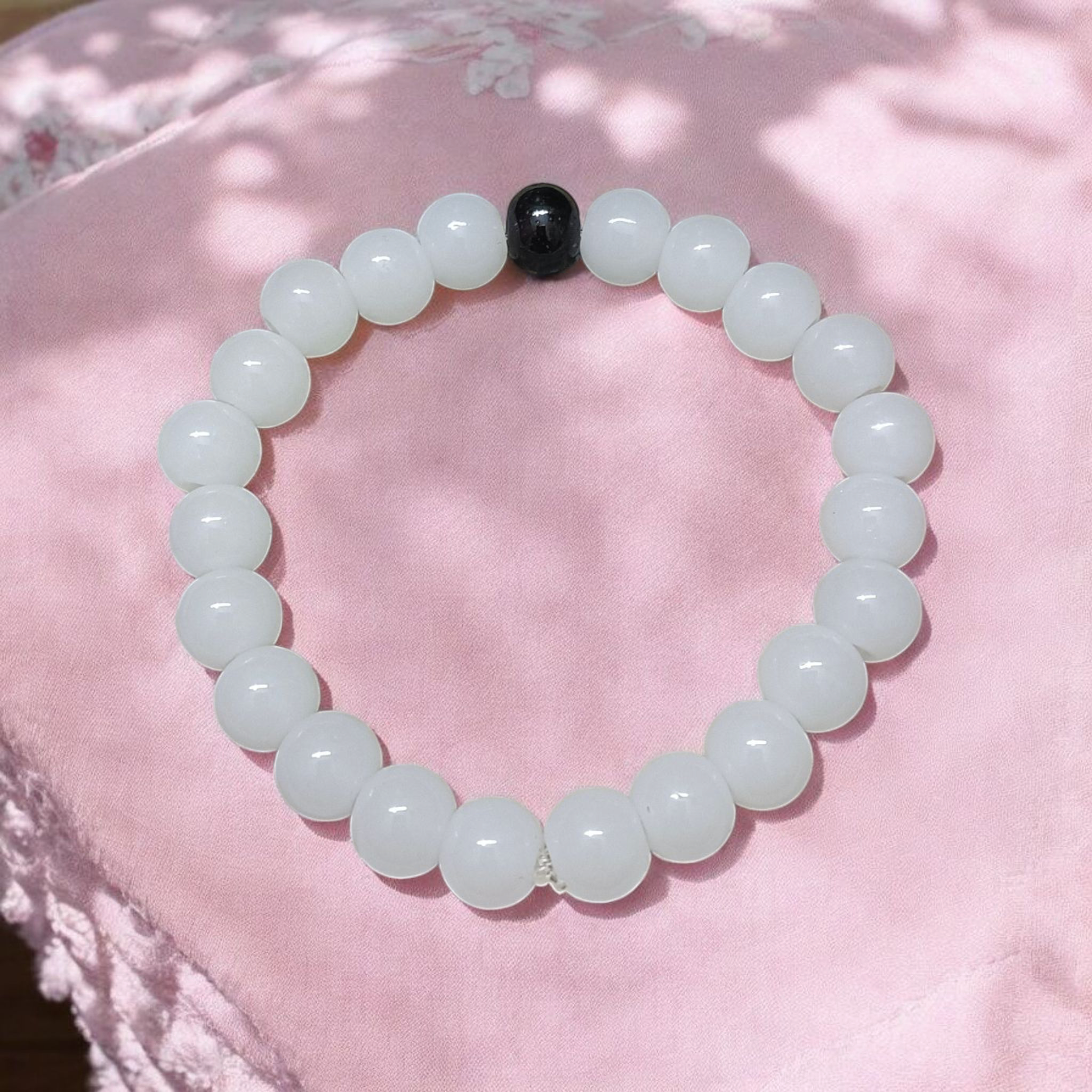 Lab Certified Natural White and Black Agate Bracelet with 8mm Stretchable Beads for Healing, Balance, and Energy Protection

