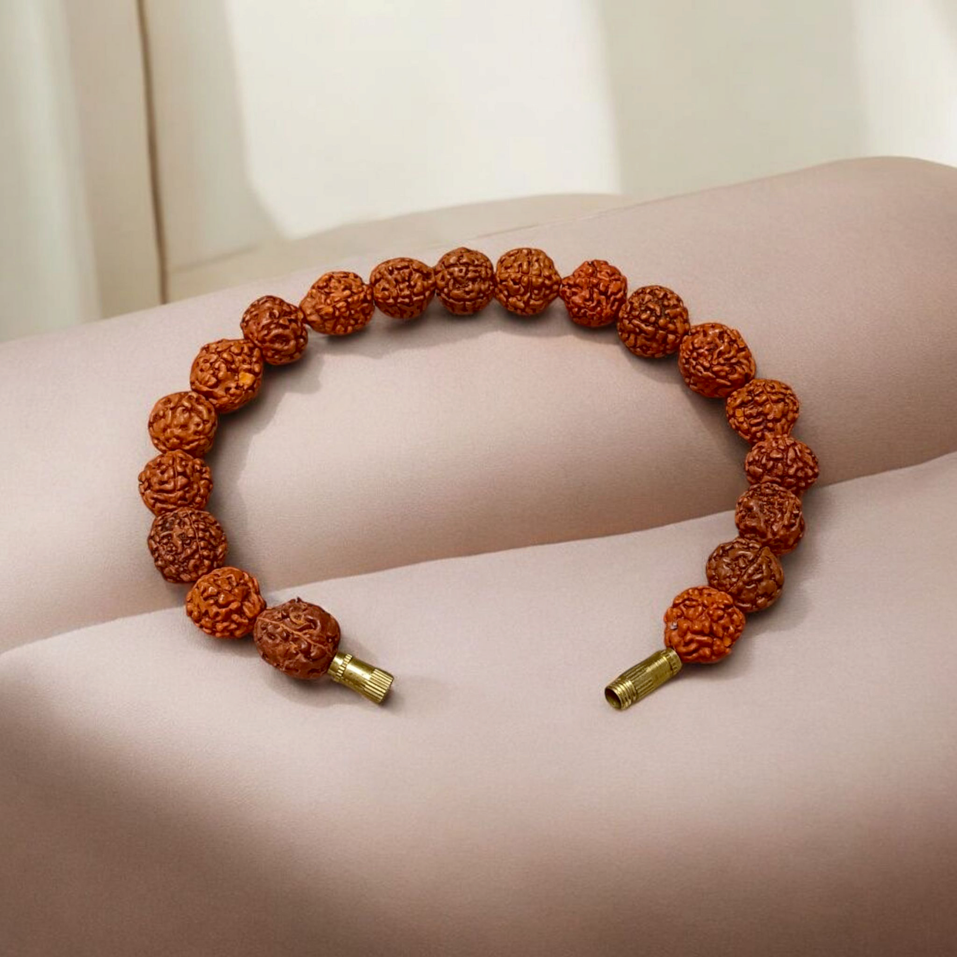 Natural 5 Mukhi Rudraksha Bracelet with 8mm Beads and Screw Lock – Lab Certified Spiritual Healing Accessory