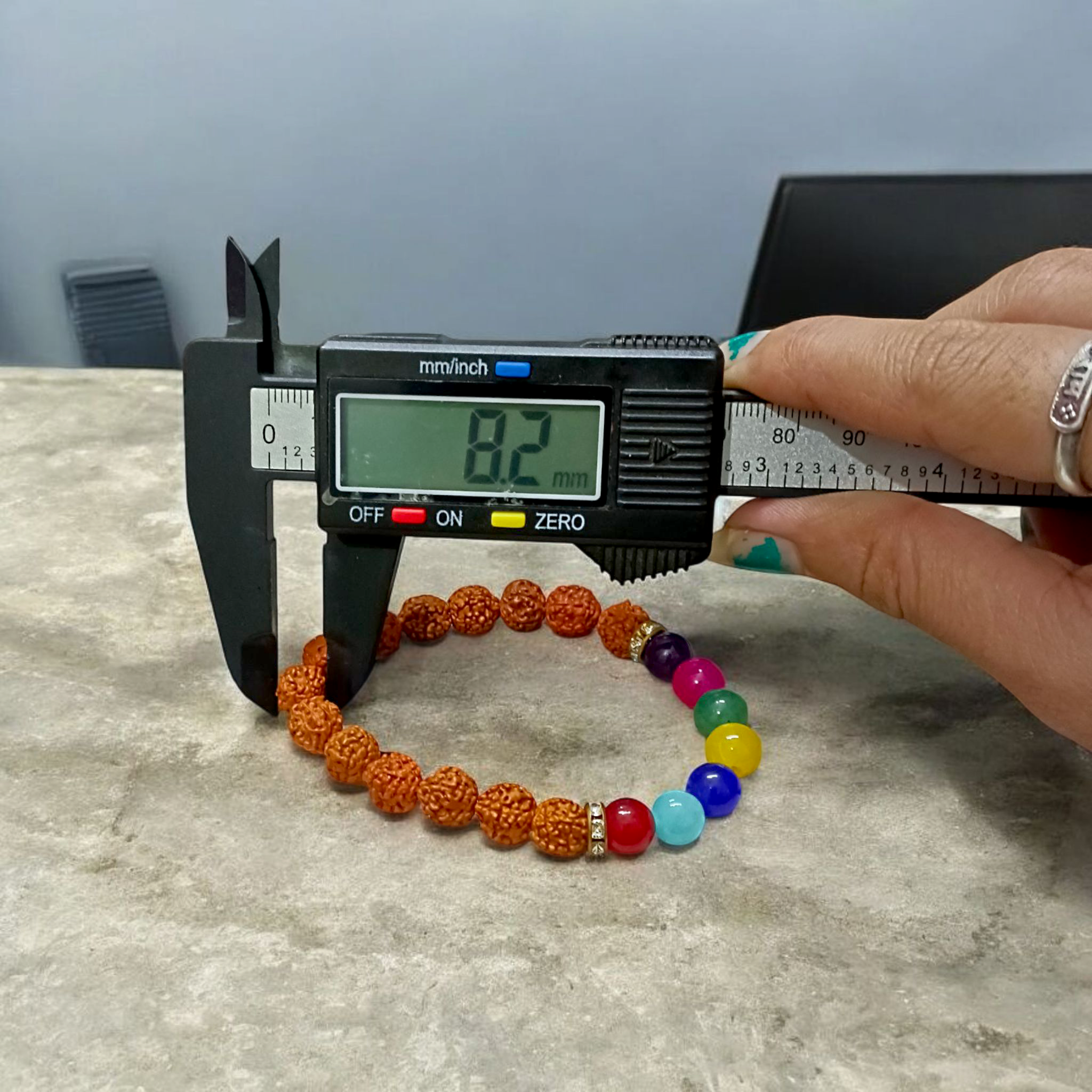 Natural 7 Chakra & Rudraksha Bracelet – 8mm Stretchable Beads with Lab Certified Healing Stones for Chakra Balancing