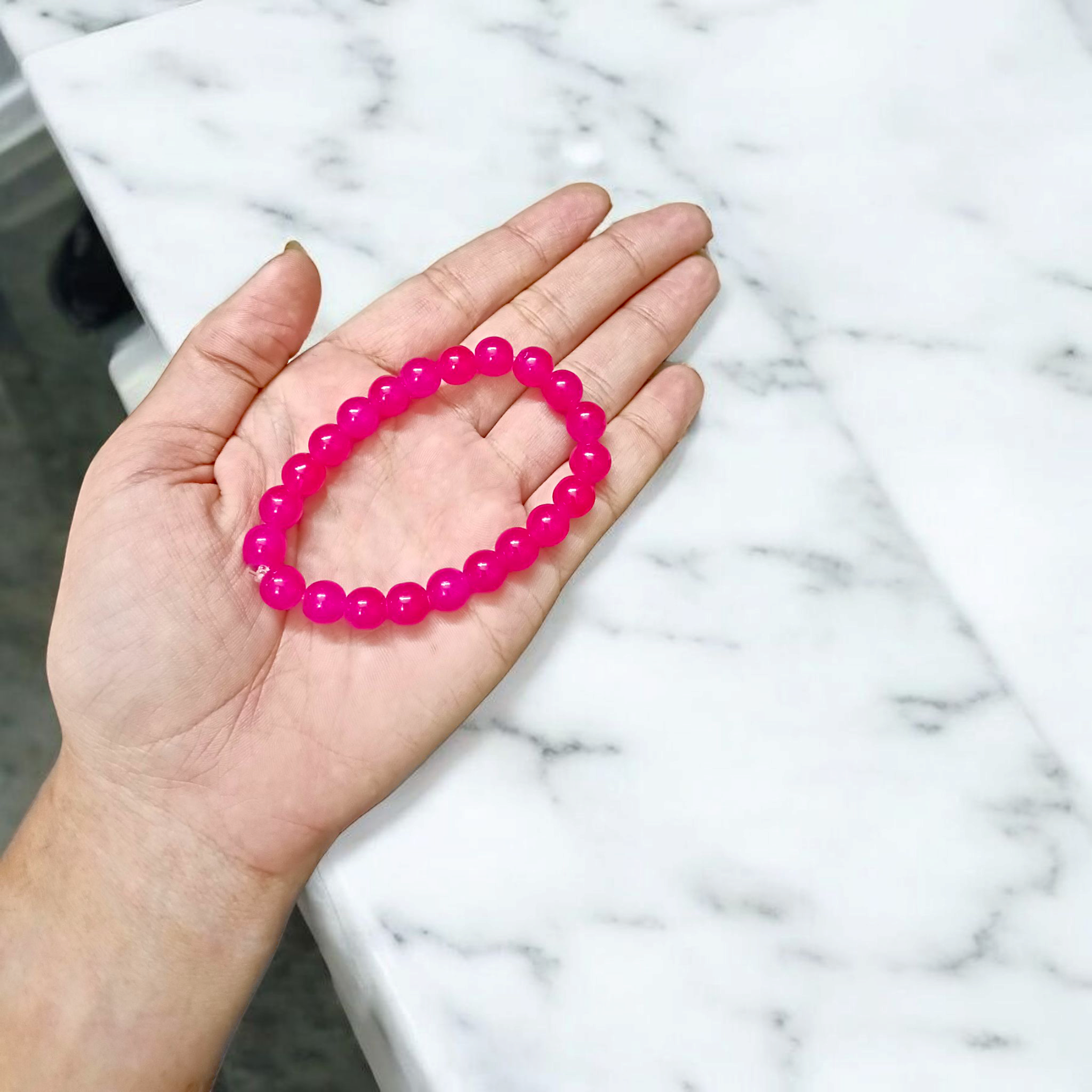 Natural Pink Agate Bracelet with 8mm polished round beads on stretchable string – Lab Certified