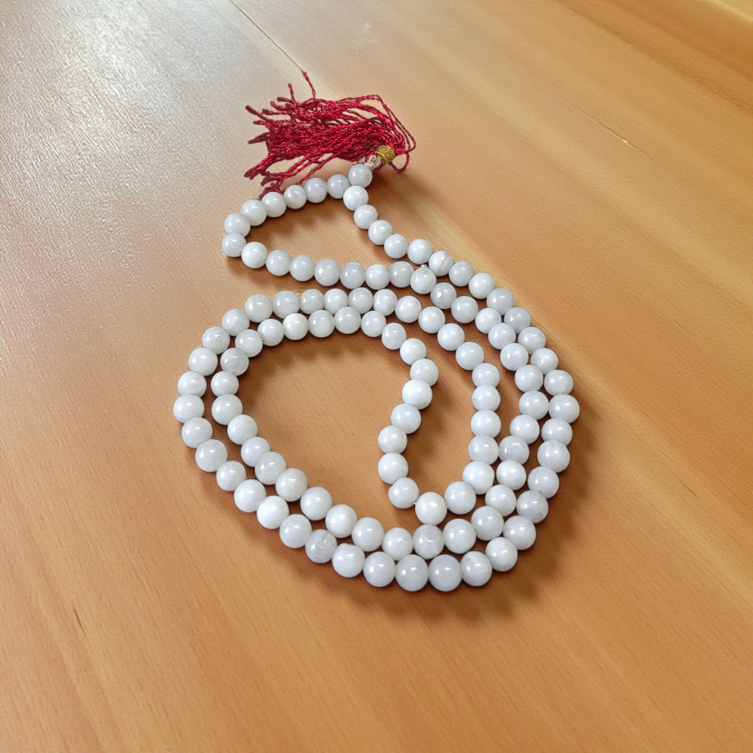 Natural white agate (safed hakik) mala with 108+1 beads, 6mm size, used for healing, meditation, and spiritual protection
