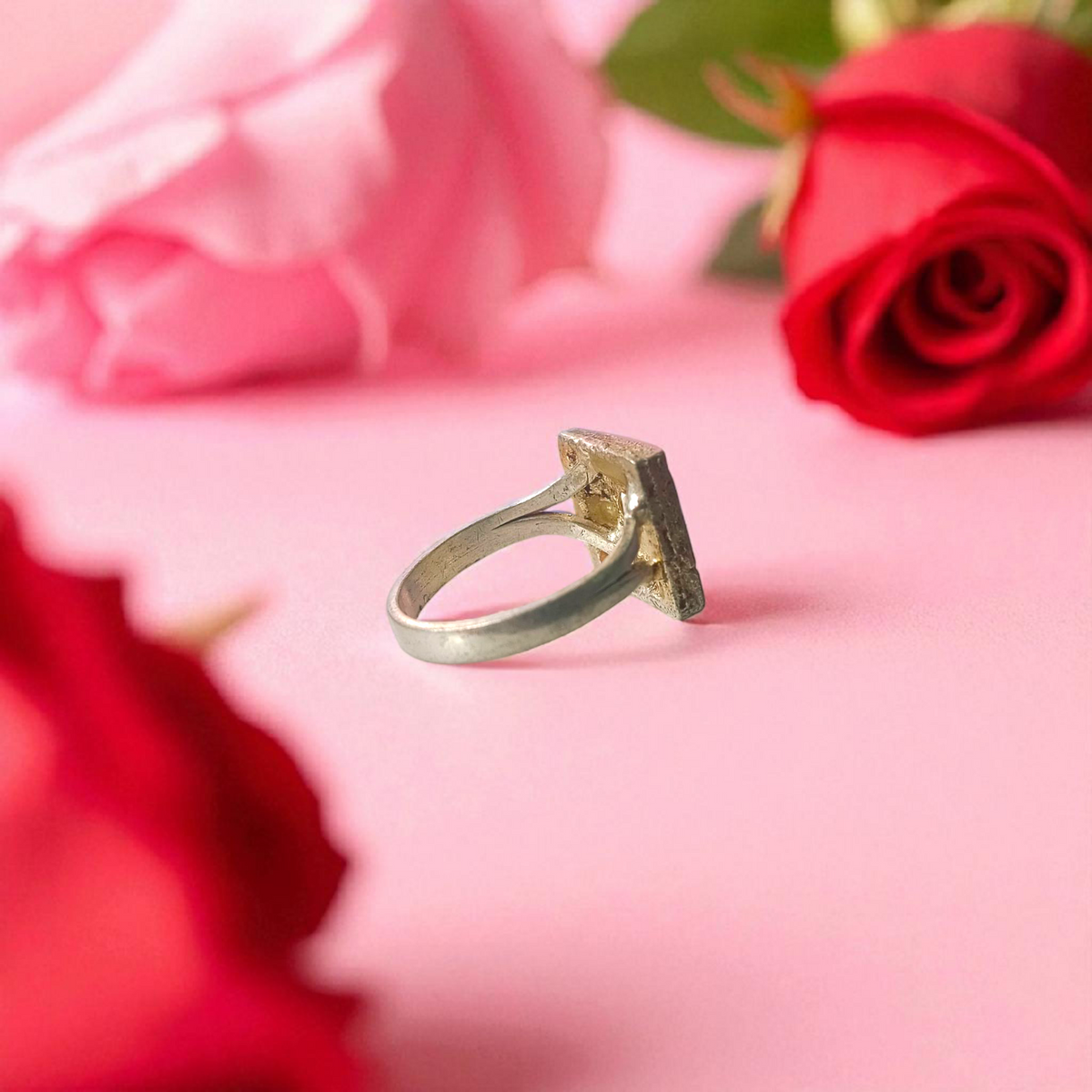 Navratan Ring Square Shape – Spiritual and astrological ring featuring nine gemstones for prosperity, health, and protection.