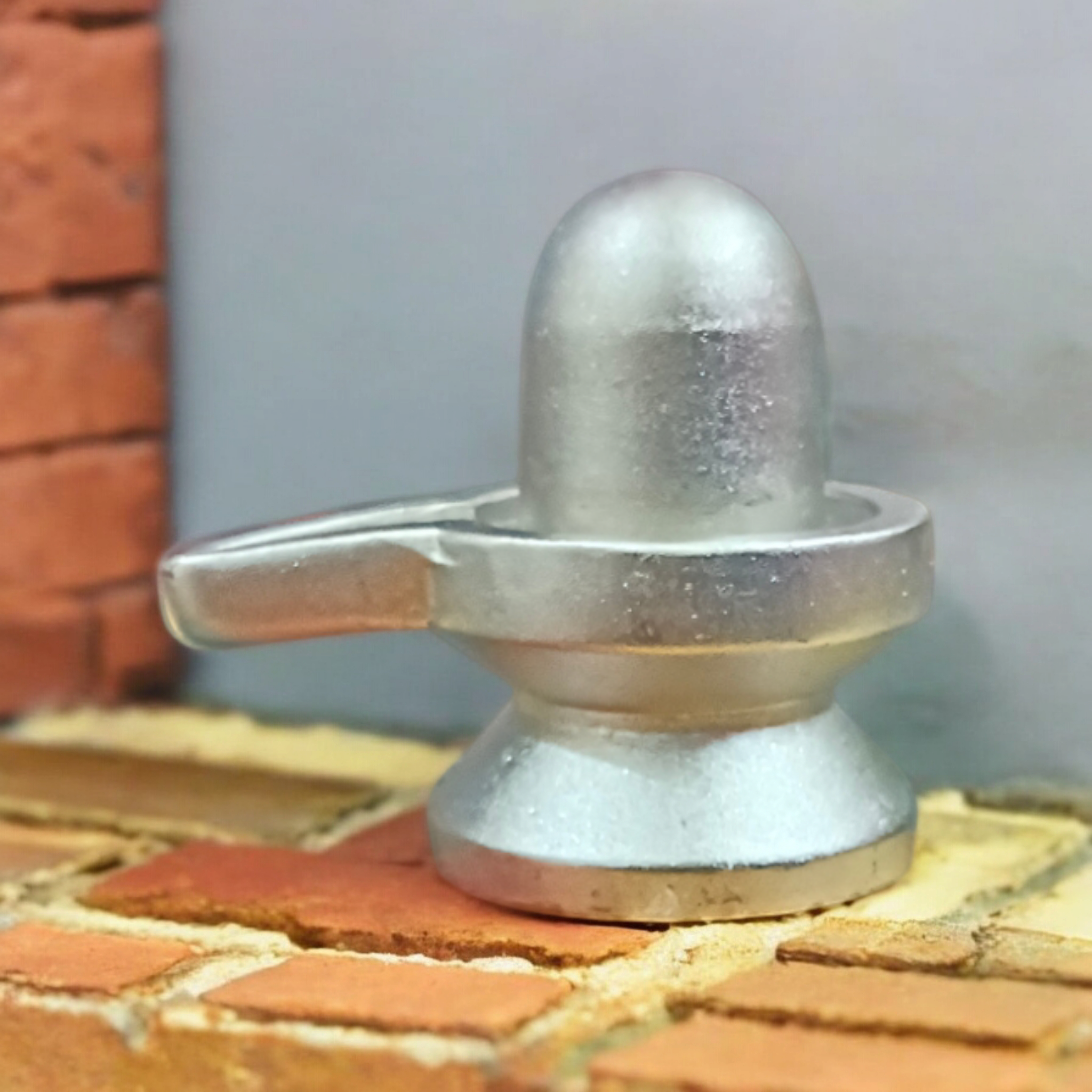 Parad_Shivling_-_100_Genuine_Parad_Shivling_Lab_Certified_Sacred_Metal_Idol_for_Spiritual_Worship_and_Blessings 