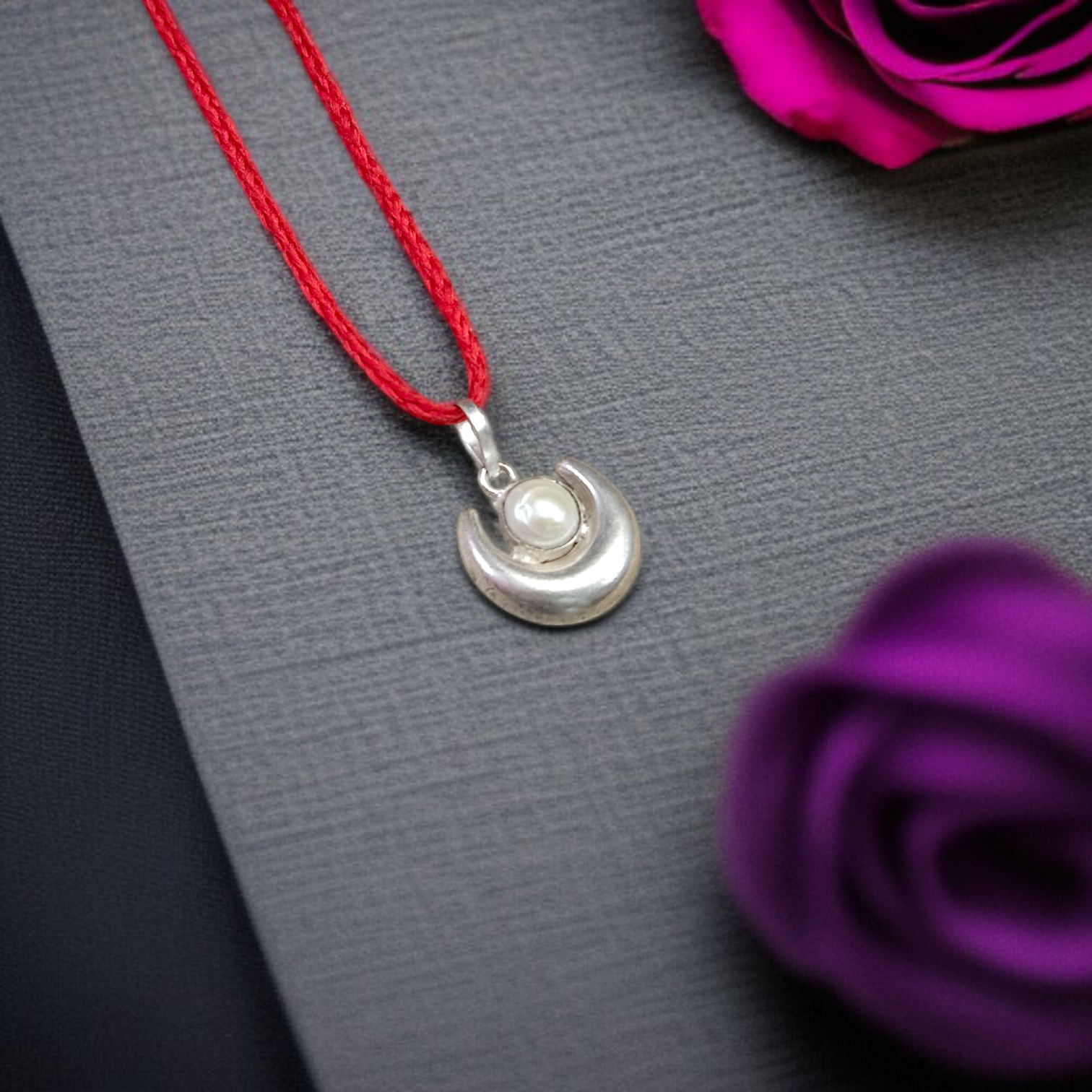 Pearl Moon Pendant made of certified Moti gemstone set in silver, used for astrology and emotional healing