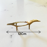 Shank stand made of pure brass, designed to hold a conch shell, perfect for spiritual and decorative use.
