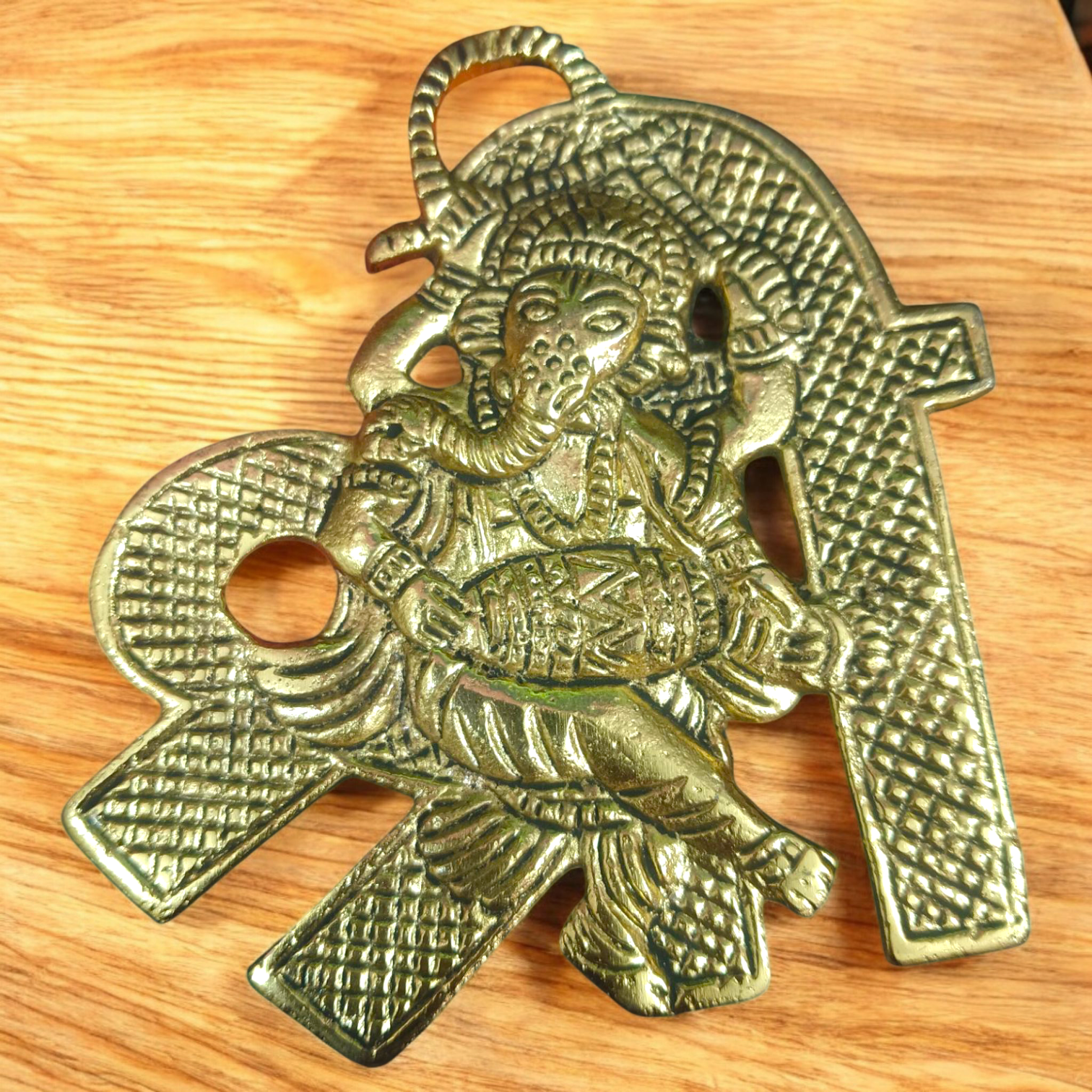 Shri Ganesh Wall Hanging in brass, with intricate design, 11×11CM, perfect for temple, office, and home doors