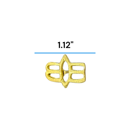 Tripund and Third Eye Tilak stamp applied to the forehead, symbolizing spiritual protection and divine awareness during Hindu rituals.

